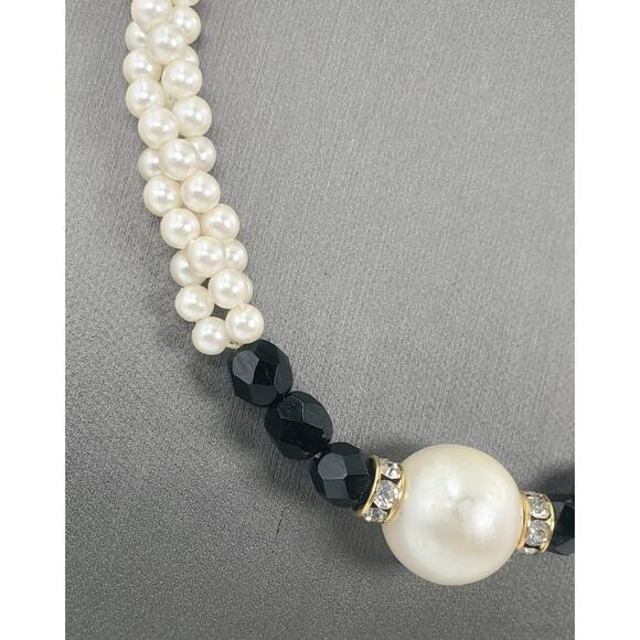 Vintage Twisted Torsade Faux Pearl Choker Necklace With Rhinestones and Extender - Picture 6 of 7